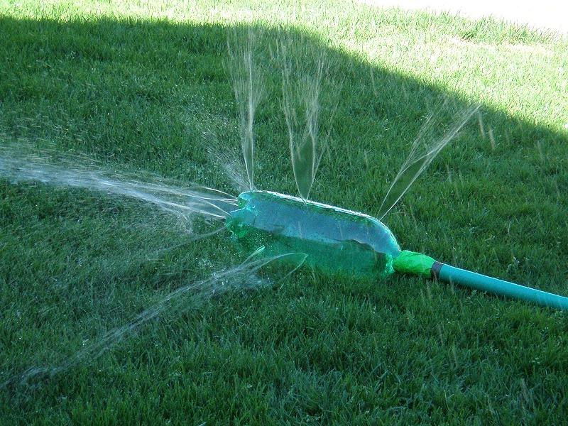 reuse plastic water bottles as Water Sprinkler