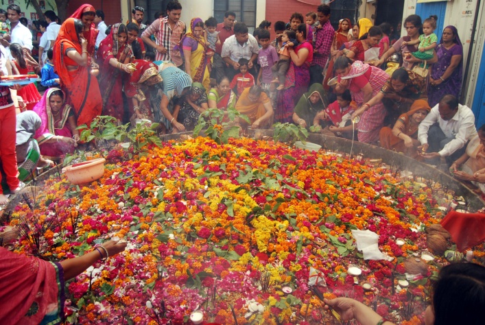 Strange Indian Temples with Weird History and Rituals