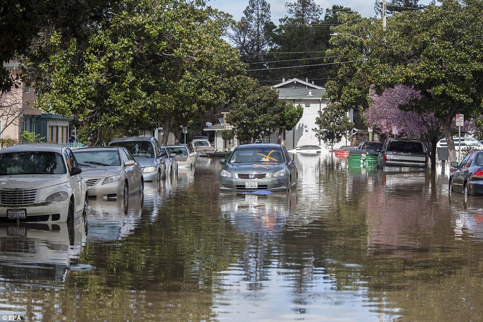 Earth should be saved from Sea level rising and floods 